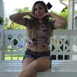 Meet your Posher, Carly